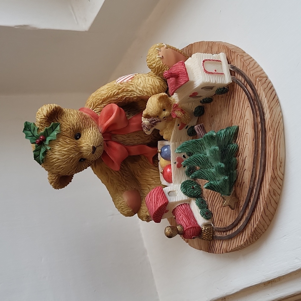 2001 Cherished Teddies